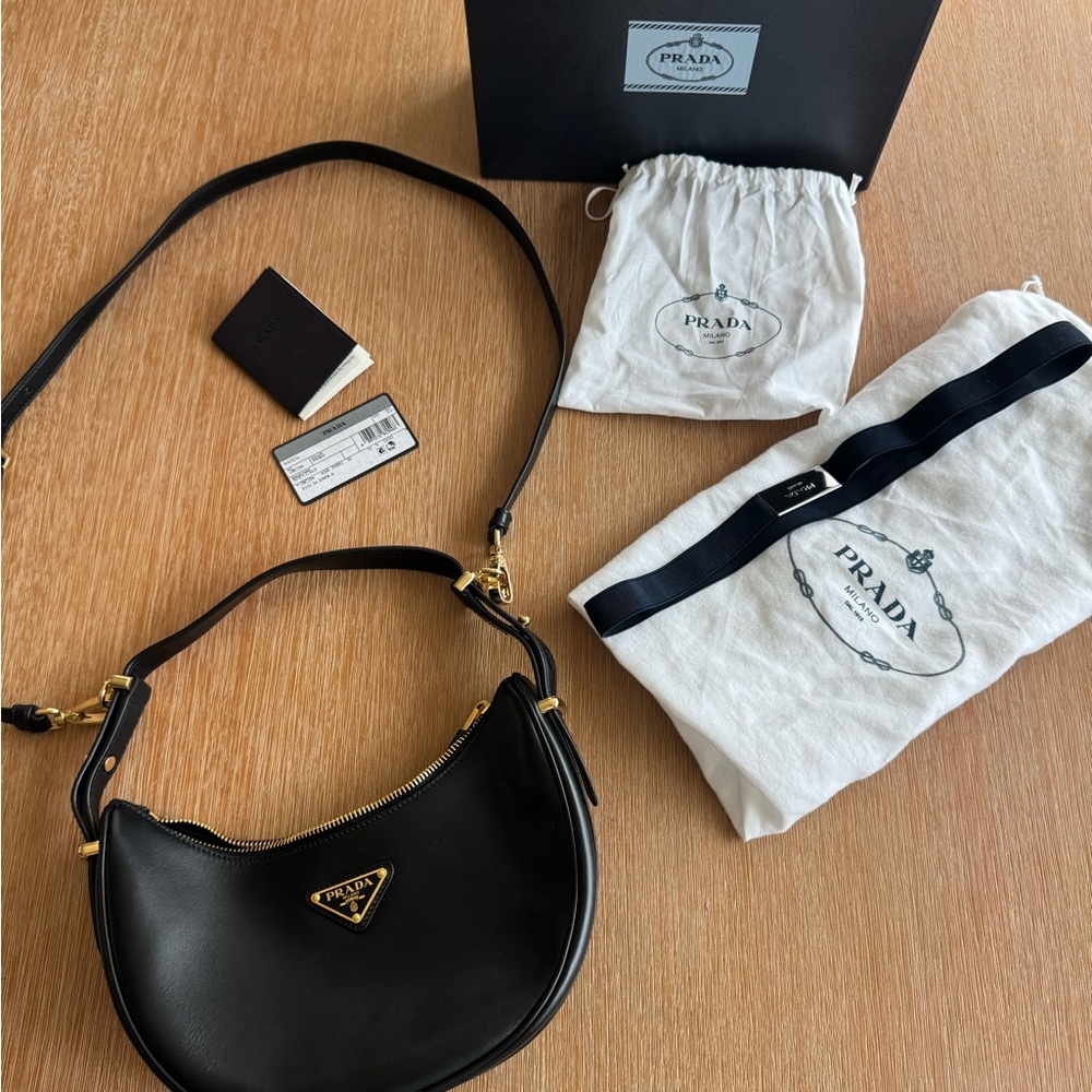 New! Prada Arque Black Leather Shoulder Bag